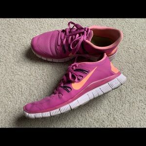 Nike Free 5.0 Magenta & Coral (size 11)